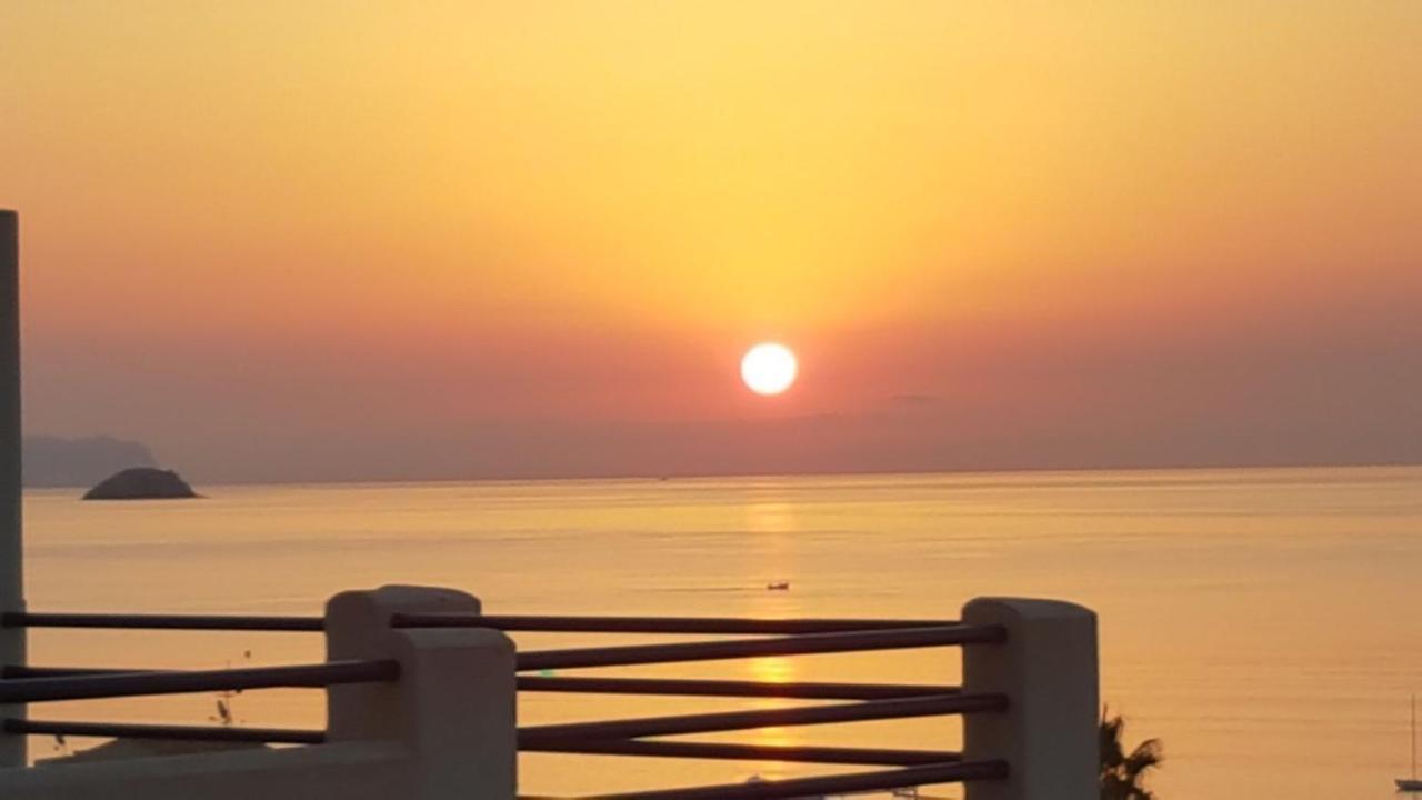 Apartamento Junto Al Mar En La Costa De Almeria Эль-Посо-дель-Эспарто Экстерьер фото