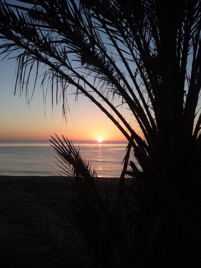 Apartamento Junto Al Mar En La Costa De Almeria Эль-Посо-дель-Эспарто Экстерьер фото
